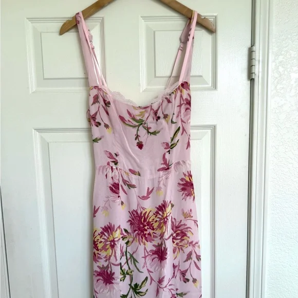 Reformation Irisa Maxi Dress Floral Pink Enchanting Chrysanthemum Floral Pink 6 - Picture 8 of 12